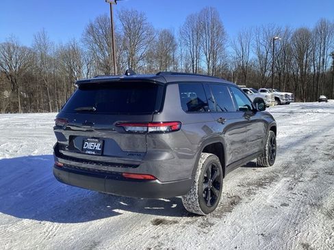 New 2025 Jeep Grand Cherokee L Limited w/ Black Appearance Package AWD/4WD image 7