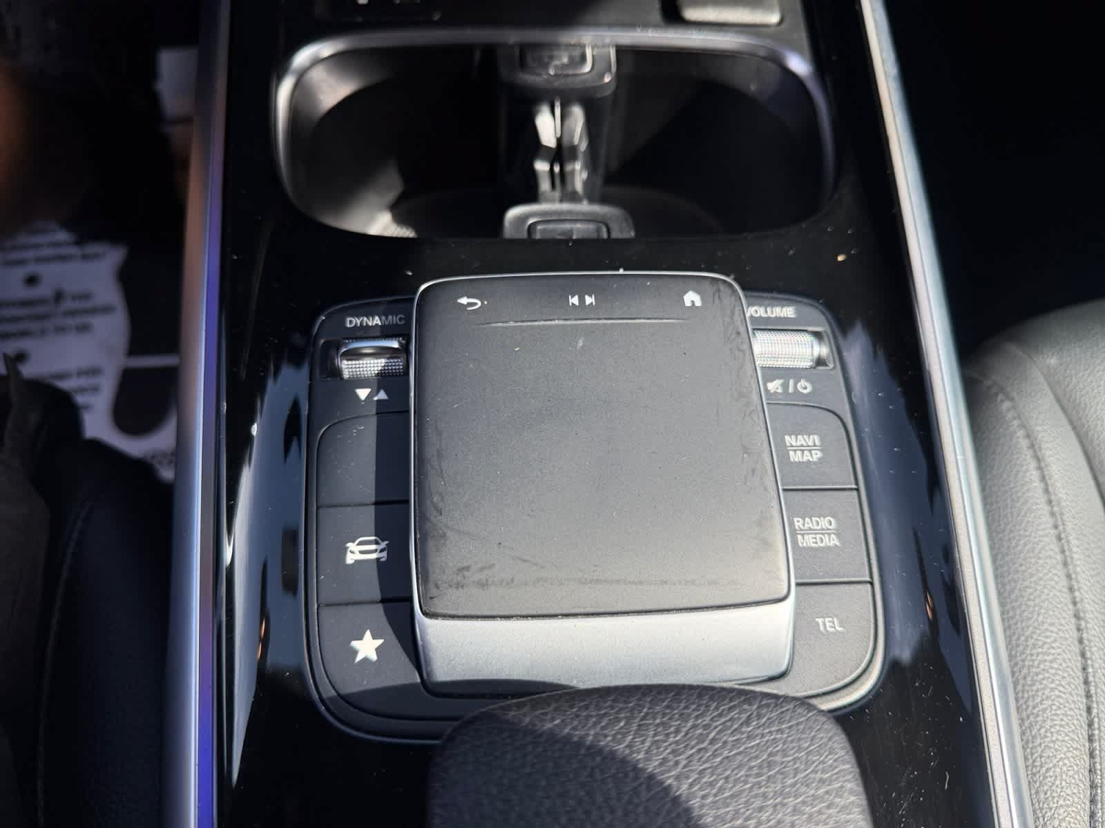 Used 2022 Mercedes-Benz GLB 250 4MATIC image 27