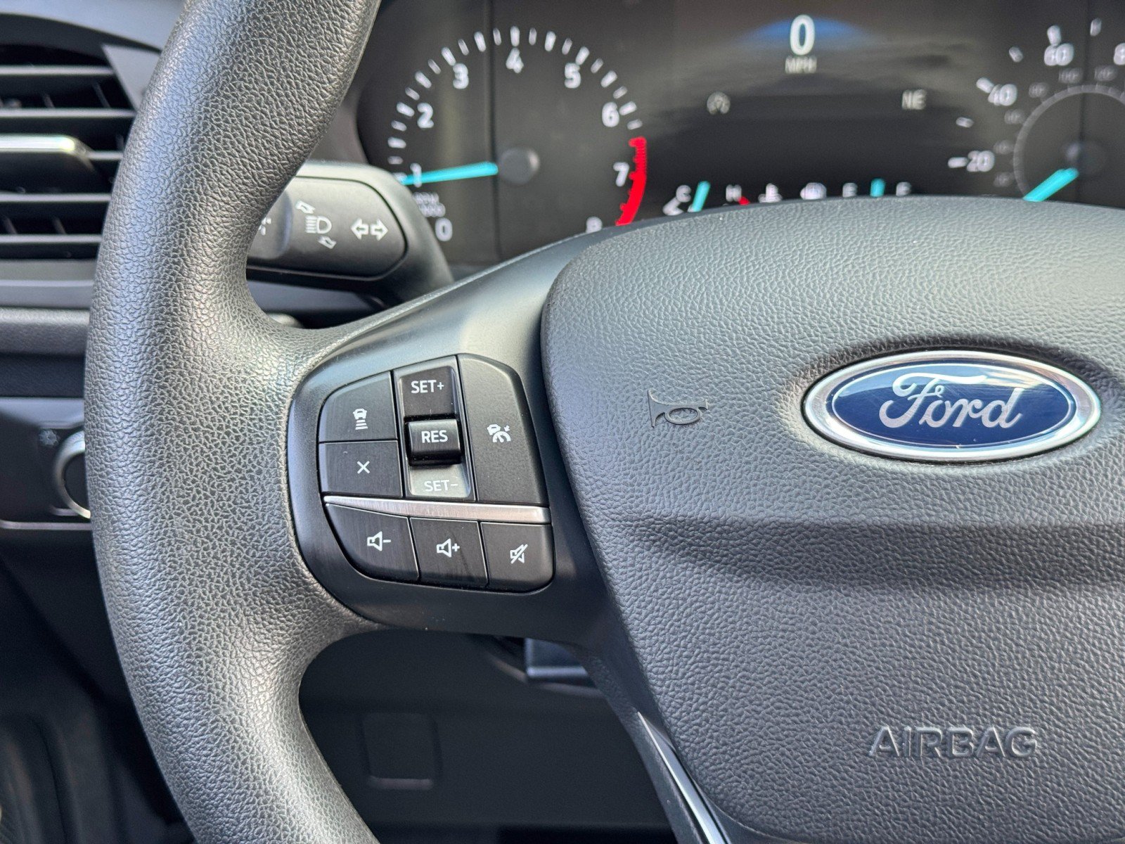 Used 2020 Ford Escape SE FWD image 19