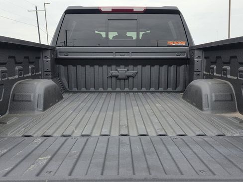 New 2026 Chevrolet Silverado 1500 RST AWD/4WD image 13