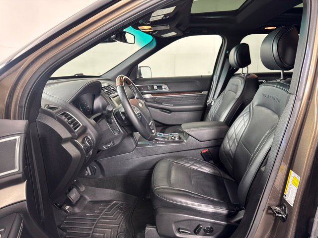 Used 2016 Ford Explorer Platinum AWD/4WD image 11