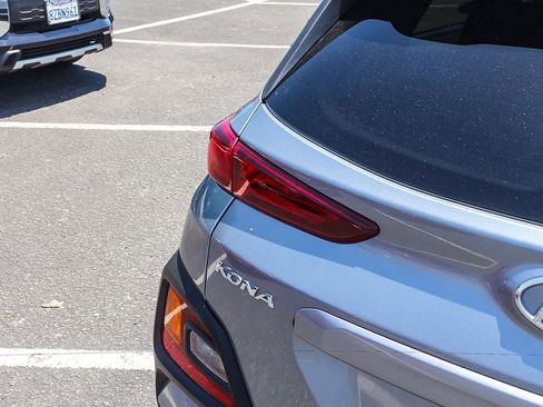 Certified 2021 Hyundai Kona SEL FWD image 8