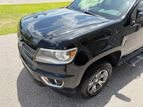 Used 2017 Chevrolet Colorado Z71 AWD/4WD image 4
