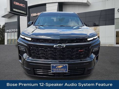 Used 2026 Chevrolet Traverse RS AWD/4WD image 2