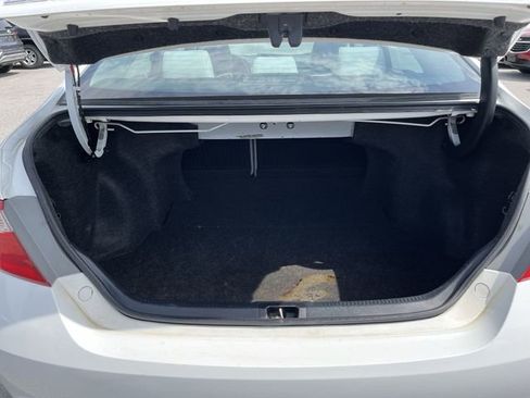Used 2016 Toyota Camry LE FWD image 20