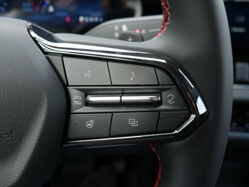 New 2026 Chevrolet Equinox RS image 14