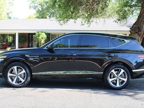 Used 2023 Genesis GV80 2.5T w/ Prestige 20" Package AWD/4WD image 2