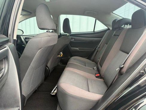 Used 2018 Toyota Corolla LE FWD image 5