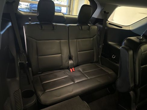 Certified 2023 Ford Explorer XLT w/ Equipment Group 202A image 7