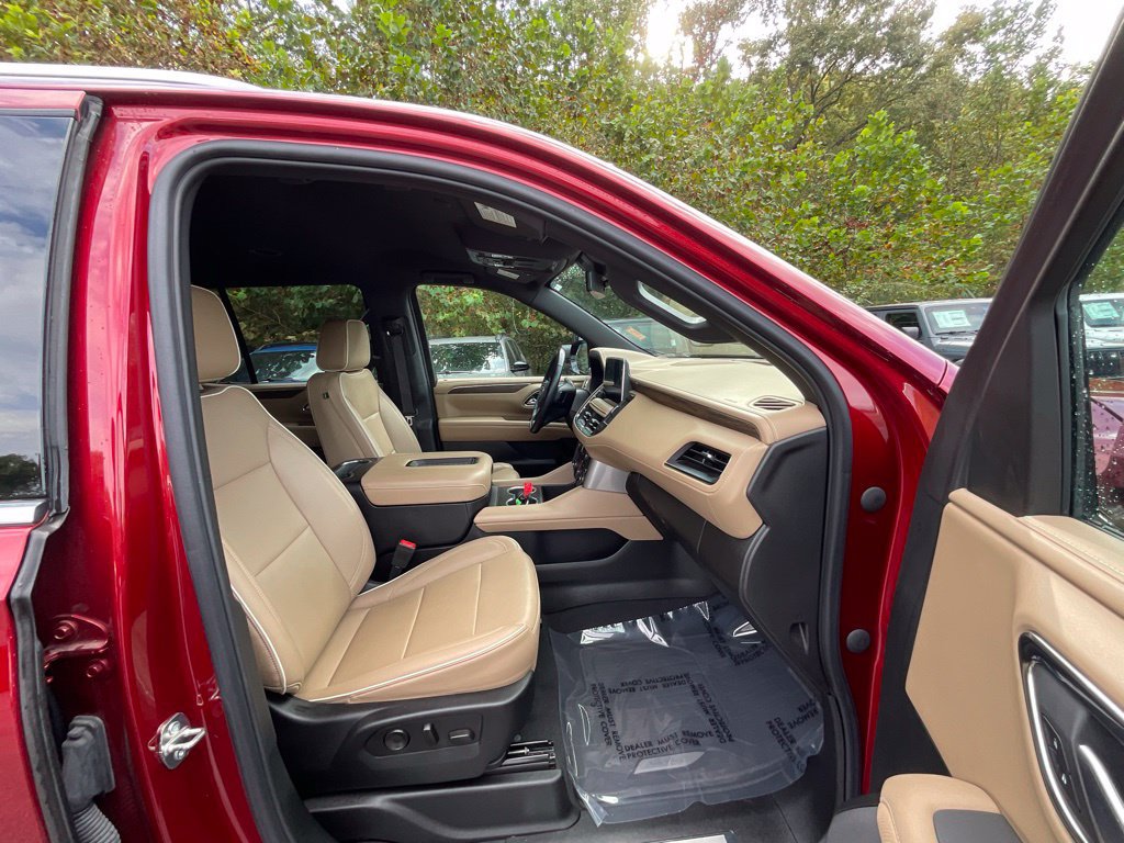 Used 2023 Chevrolet Tahoe Premier AWD/4WD image 22