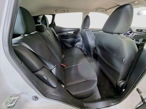 Used 2021 Nissan Rogue Sport S image 21