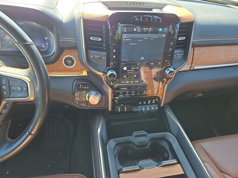 Used 2023 RAM 1500 Limited AWD/4WD image 23