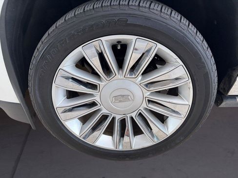 Used 2018 Cadillac Escalade ESV Platinum RWD image 14