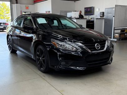 Used 2017 Nissan Altima 2.5 SR w/ Midnight Edition Package
