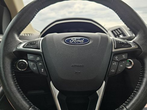 Used 2020 Ford Edge SEL w/ Convenience Package AWD/4WD image 10