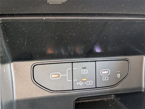 Used 2024 Kia Sorento S image 22