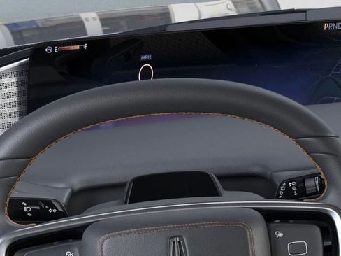 New 2025 Lincoln Navigator L Black Label image 25