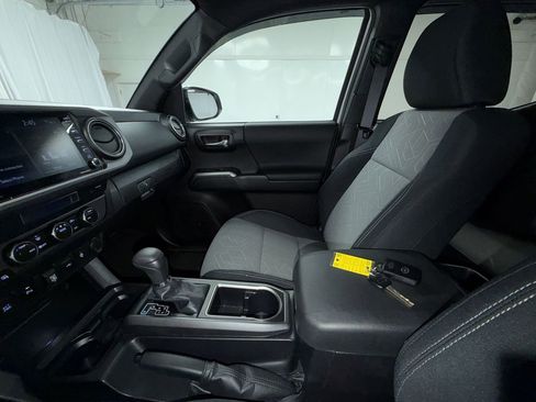 Certified 2023 Toyota Tacoma TRD Sport w/ Technology Package AWD/4WD image 22