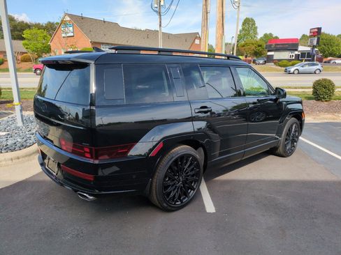 Used 2024 Hyundai Santa Fe Calligraphy image 7