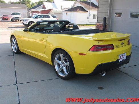 Used 2015 Chevrolet Camaro SS w/ RS Package RWD image 36