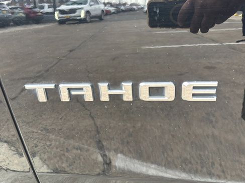 Used 2021 Chevrolet Tahoe Premier image 53