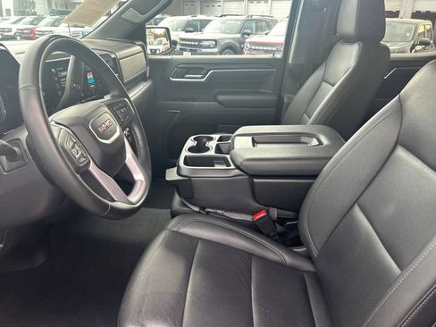 Used 2024 GMC Sierra 1500 SLT image 15