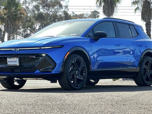 New 2025 Chevrolet Equinox EV RS image 8