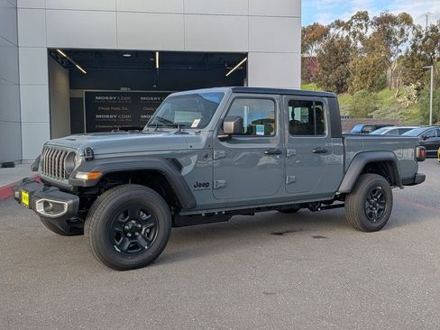 New 2026 Jeep Gladiator Sport image 2