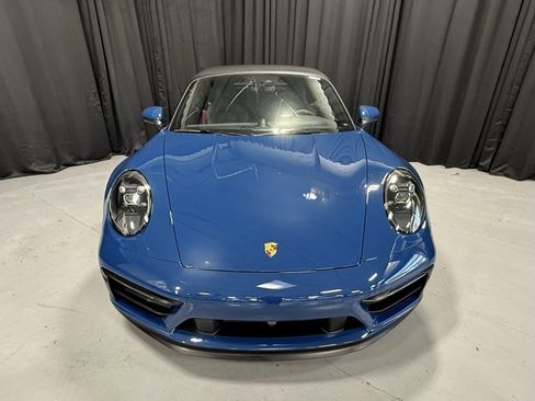 Certified 2023 Porsche 911 Carrera GTS image 2