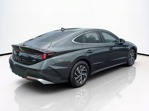 New 2026 Hyundai Sonata Blue FWD image 5