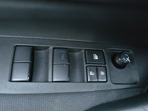 Used 2022 Toyota Corolla LE image 27