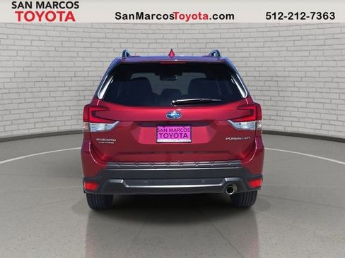 Used 2020 Subaru Forester Limited image 6