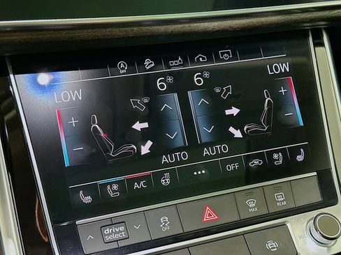 Used 2020 Audi Q7 3.0T Premium Plus AWD/4WD image 21