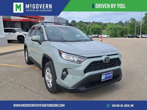 Used 2020 Toyota RAV4 XLE w/ Convenience Package AWD/4WD image 9