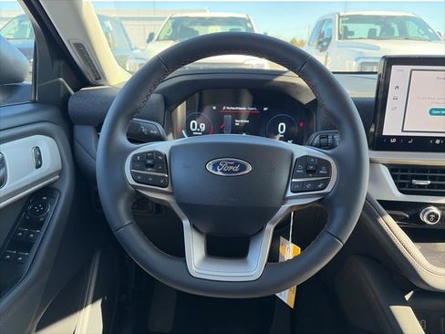 New 2026 Ford Explorer Active image 15