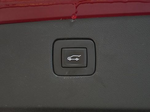 Used 2024 Buick Envista Sport Touring w/ Convenience I Package FWD image 10