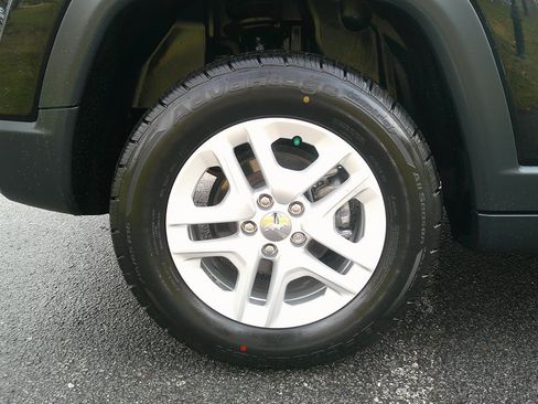 Used 2019 Jeep Compass Sport w/ Cold Weather Group image 42