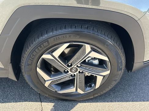 Certified 2024 Hyundai Tucson Limited AWD/4WD image 12