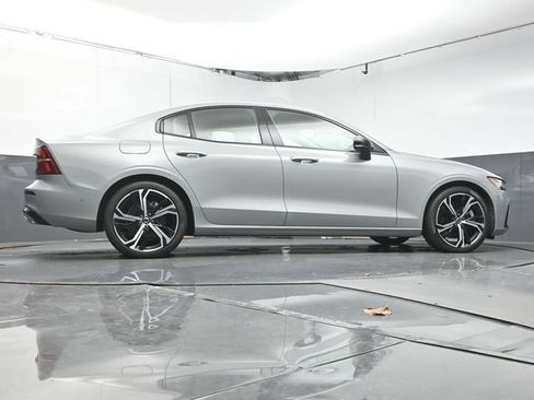 Used 2024 Volvo S60 B5 Plus w/ Protection Package Premier FWD image 38