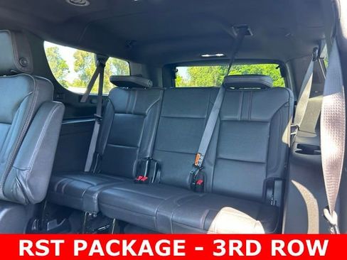Certified 2025 Chevrolet Suburban RST w/ Comfort Package RWD image 16