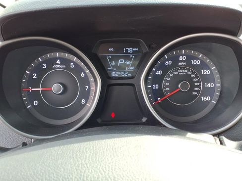 Used 2015 Hyundai Elantra SE w/ Option Group 03 image 17