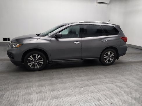 Used 2017 Nissan Pathfinder SL AWD/4WD image 2