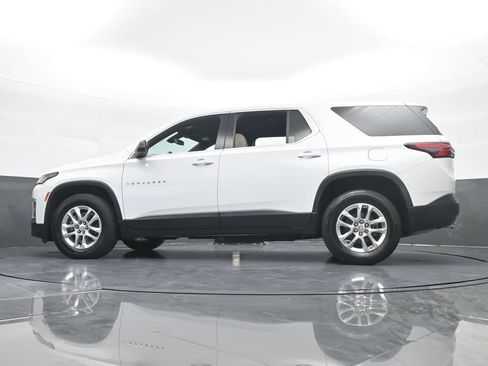 Used 2022 Chevrolet Traverse LS image 55