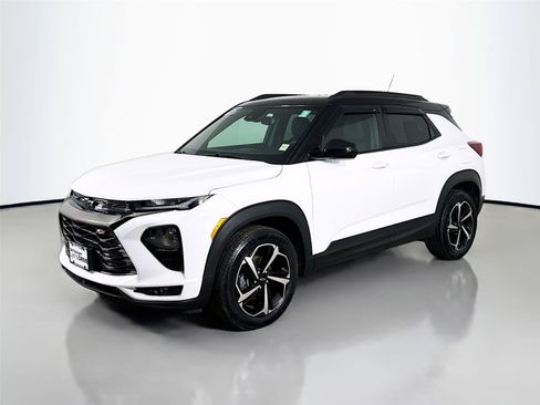 Used 2023 Chevrolet TrailBlazer RS w/ Technology Package AWD/4WD image 5