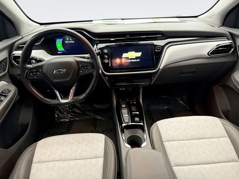 Used 2023 Chevrolet Bolt EUV Premier image 14