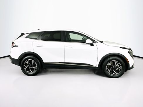 Used 2025 Kia Sportage LX FWD image 10