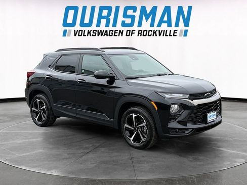 Used 2023 Chevrolet TrailBlazer RS w/ Sun and Liftgate Package AWD/4WD image 1