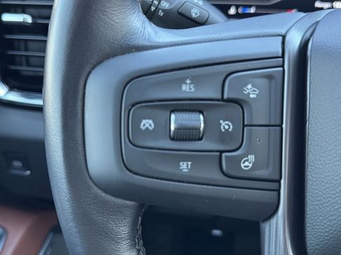 Used 2025 GMC Sierra 2500 Denali Ultimate image 49