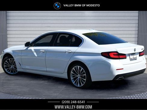 Certified 2023 BMW 530i w/ Convenience Package image 1