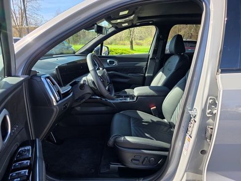 New 2026 Kia Sorento SX Prestige AWD/4WD image 16